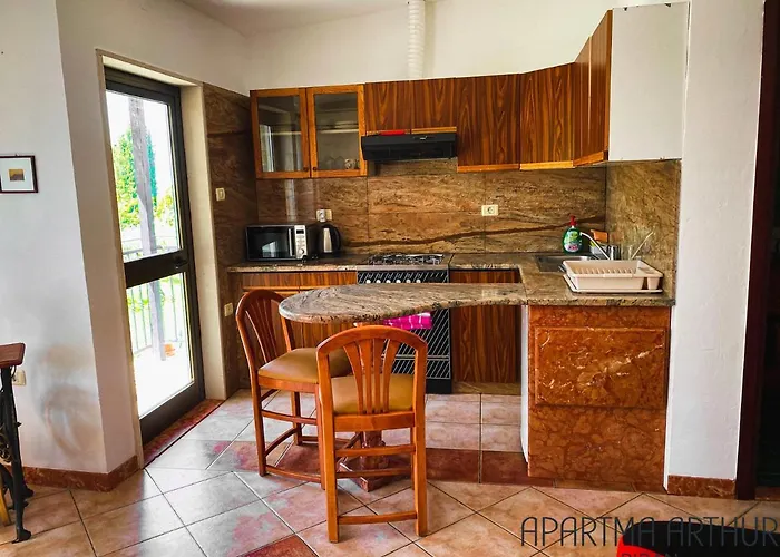Aparment Arthur